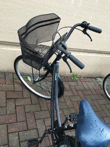 カゴ破損ジャンク自転車