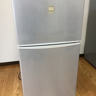 冷蔵庫 82リットル