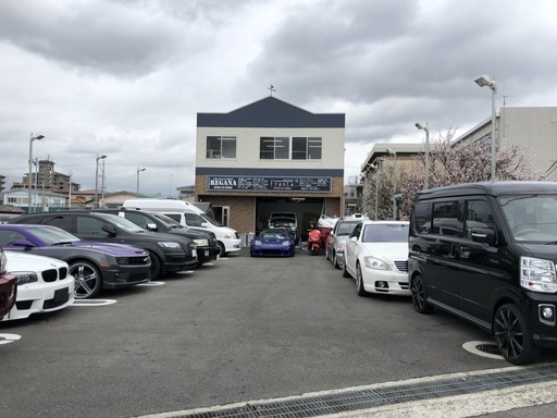 車屋さんスタッフ募集 日 祝休み 販売手当有り R F株式会社 和泉府中の専門職の正社員の求人情報 ｒ ｆ株式会社 ジモティー