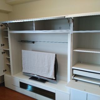 ホワイトテレビボード（鏡面仕上げ）