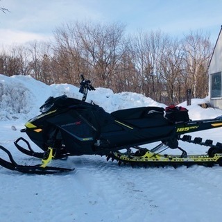 SKIDOO 2017 G4「スノーモービル」