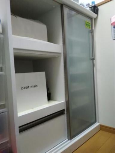 ◆終了しました◆シマチュウ　キッチンカウンター　食器棚　スライド式扉　白　幅90センチ