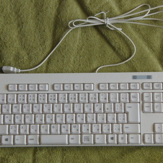 ELECOMエレコム　キーボード　白　半年使用　USB