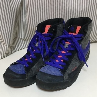 【訳あり】NIKE AIR EDGING ZONE ACG ナイ...