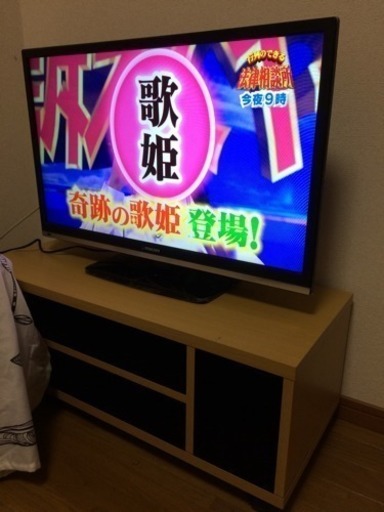 中古テレビと台セットで！断捨離中！