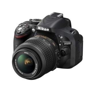 Nikon 一眼レフカメラ D5200