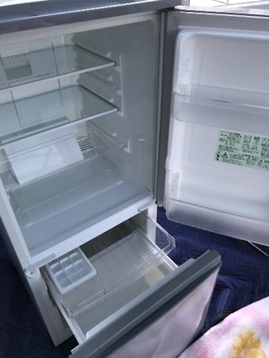成澤様御予約2007年製シャープ冷蔵庫135L千葉県内配送無料！設置無料！