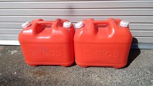 無料 Eneosのポリタンク２個 灯油缶375 Eco 長与のその他の中古あげます 譲ります ジモティーで不用品の処分