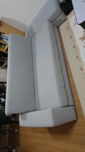 収納たっぷりなソファーベッド