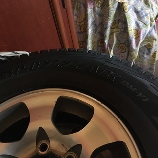 値下げ　225/80/R15 ブリザック 美品