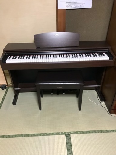 希少 黒入荷！ ☆美品☆ヤマハ☆電子ピアノ 鍵盤楽器、ピアノ