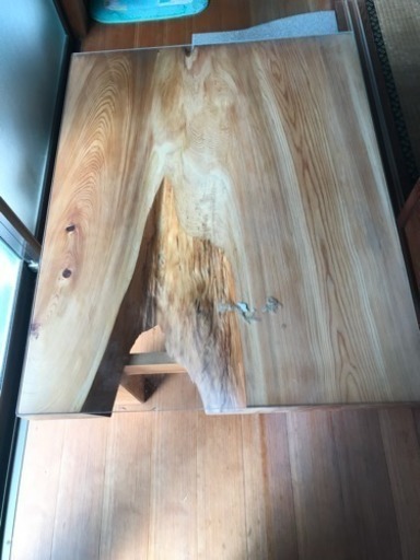 木製  手作りテーブル