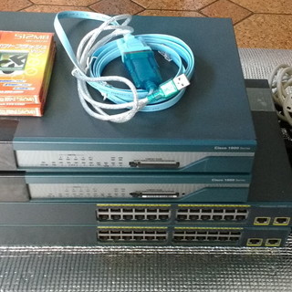 Ciscoルータ(1812J*2台)、スイッチ(C2960-24...