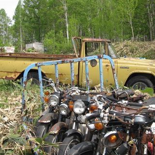 希少な部品取り旧車　黄色　トヨタ・スタウト