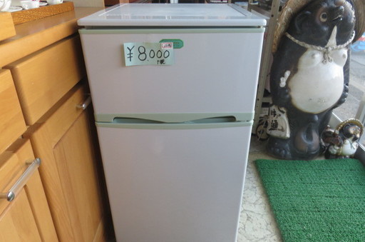 冷蔵庫　96L 12年製　Elabitax
