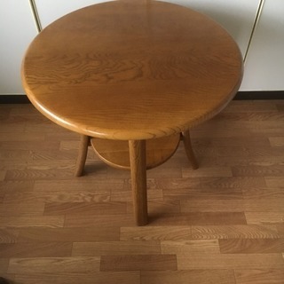 TOTAL FURNITURE 浜本工芸 ナラ無垢材 / カウンターテーブル カフェテーブル 丸テーブル 休憩テーブル 飾り物