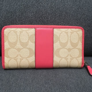大人気ＣＯＡＣＨの長財布★本物新品★激安★送料無料即日発送！価格交渉可！！
