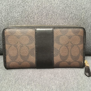 大人気！ＣＯＡＣＨの長財布★本物新品★激安！送料無料即日発送！価格交渉可！！