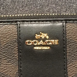 大人気！ＣＯＡＣＨの長財布★本物新品★激安！送料無料即日発送！価格交渉可！！