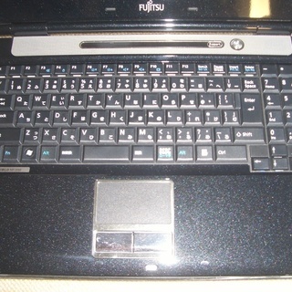 富士通 FMV-BIBLO NF/D50