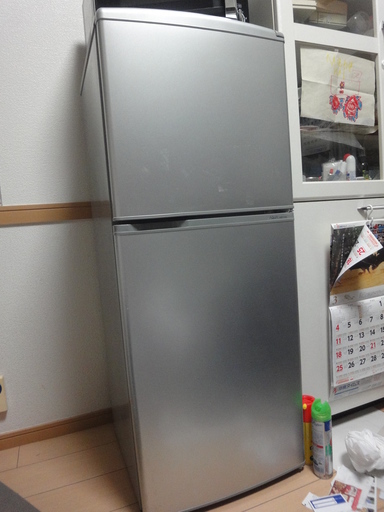冷蔵庫 2015年製　3/21-23 引取り可能な方、優先