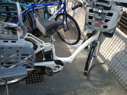 ブリジストンの電動アシスト自転車「ボーテアシスタ」　子供載せ　３人乗り