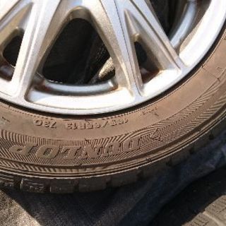 車のタイヤを買い取って下さい。