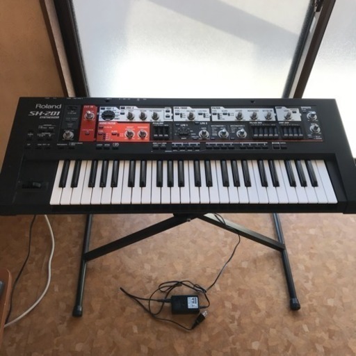 Roland シンセサイザー SH-201