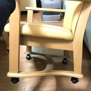 美品 ダイニングテーブル(円卓) 椅子セット