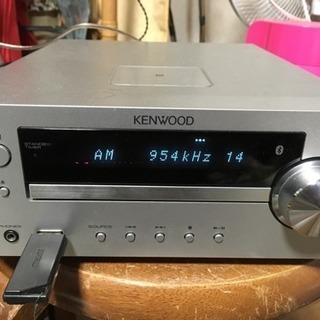 KENWOOD社製コンポKシリーズK–505シルバーボディとウッ...