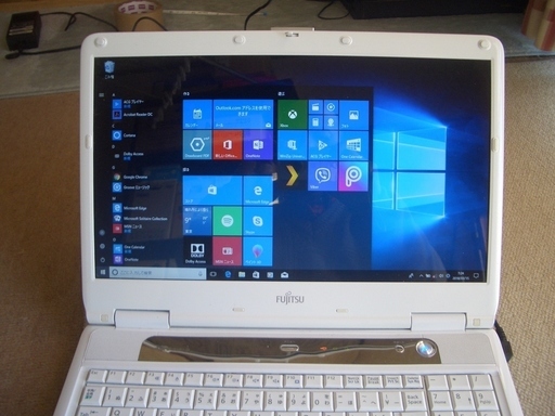 Core i3　　ノートパソコン　 FMV-BIBLO NF/G50