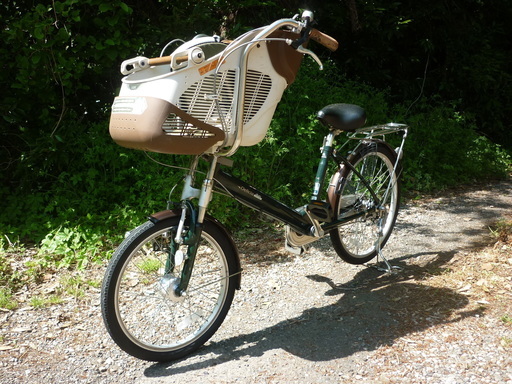 お子様に優しいサスペンション付き子供乗せ自転車