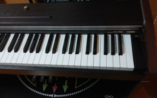 中古電子ピアノ