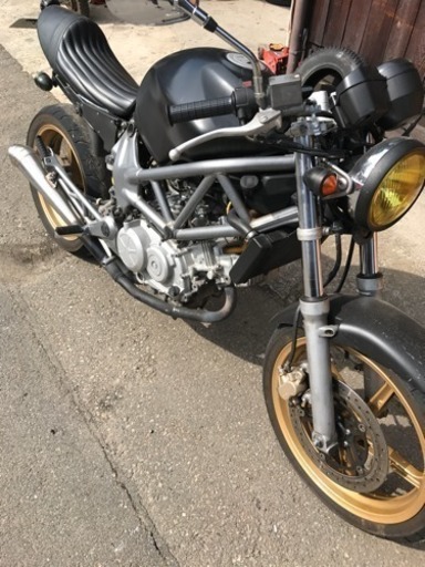 値下げ！VTR250 カフェレーサーカスタム 自賠責31年4月まで