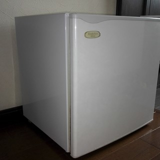 （完動確認済）ミニ冷蔵庫　2007年製　46L