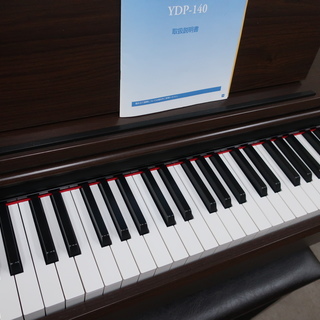 ヤマハ　YDP-140BR　2009製　￥32.000-
