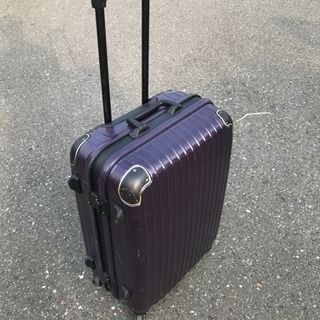 キャリーバッグ スーツケース