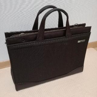 BAGGEX スタイリッシュなビジネスバッグ