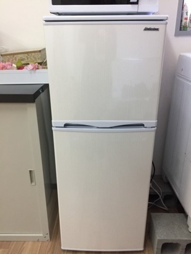 冷蔵庫 138L 美品(事務所にて半年使用)