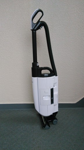 Panasonic　スティックタイプ掃除機 MC-U53A 　２０１１年製