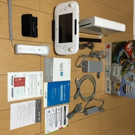 【訳有】任天堂WiiU マリカー スマブラ等おまけ沢山