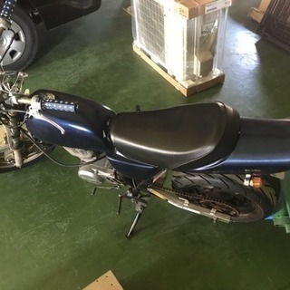 エイプ50商談中