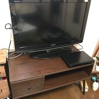 TOSHIBAレグザ 32Vとテレビ台