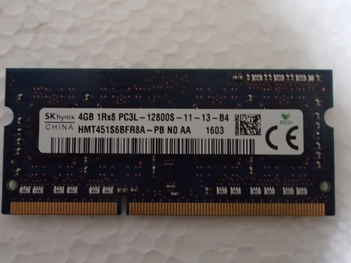 ノートパソコン　メモリ　hynix製 ４ＧＢ　ＰＣ３Ｌ－１２８００Ｓ　ＨＭＴ４５１Ｓ６ＢＦＲ８ＡーＰＢ