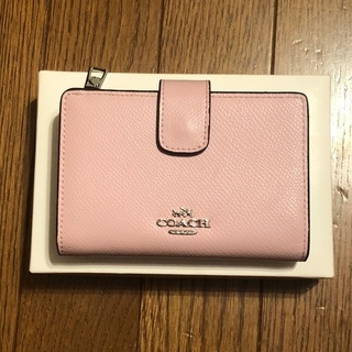 COACH　可愛いピンクのお財布♡