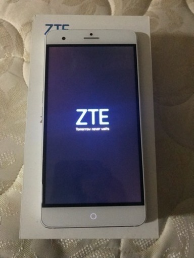 その他 ZTE blade v7 max android