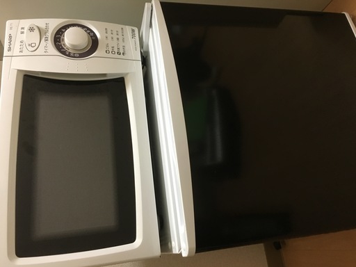 電子レンジ　SHARP 700W（RE-T1）と冷蔵庫【4/1に取りに来ていただける方限定】