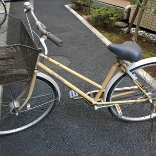 【差し上げます】自転車 タイヤ要交換かも