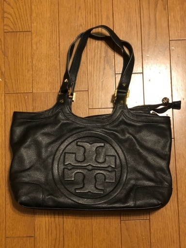 お値下げしました！Tory Burch　ブラックレザーバッグ　保存袋付き♡
