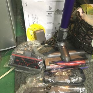 美品 dyson V6 モーターヘッド コードレスクリーナー SV07